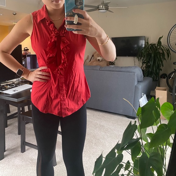 Red ruffle sleeveless button up - Picture 1 of 4